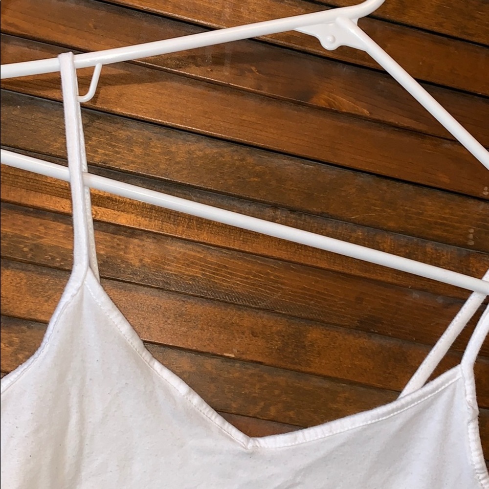 ADD TO BUNDLE 💜 White Cami